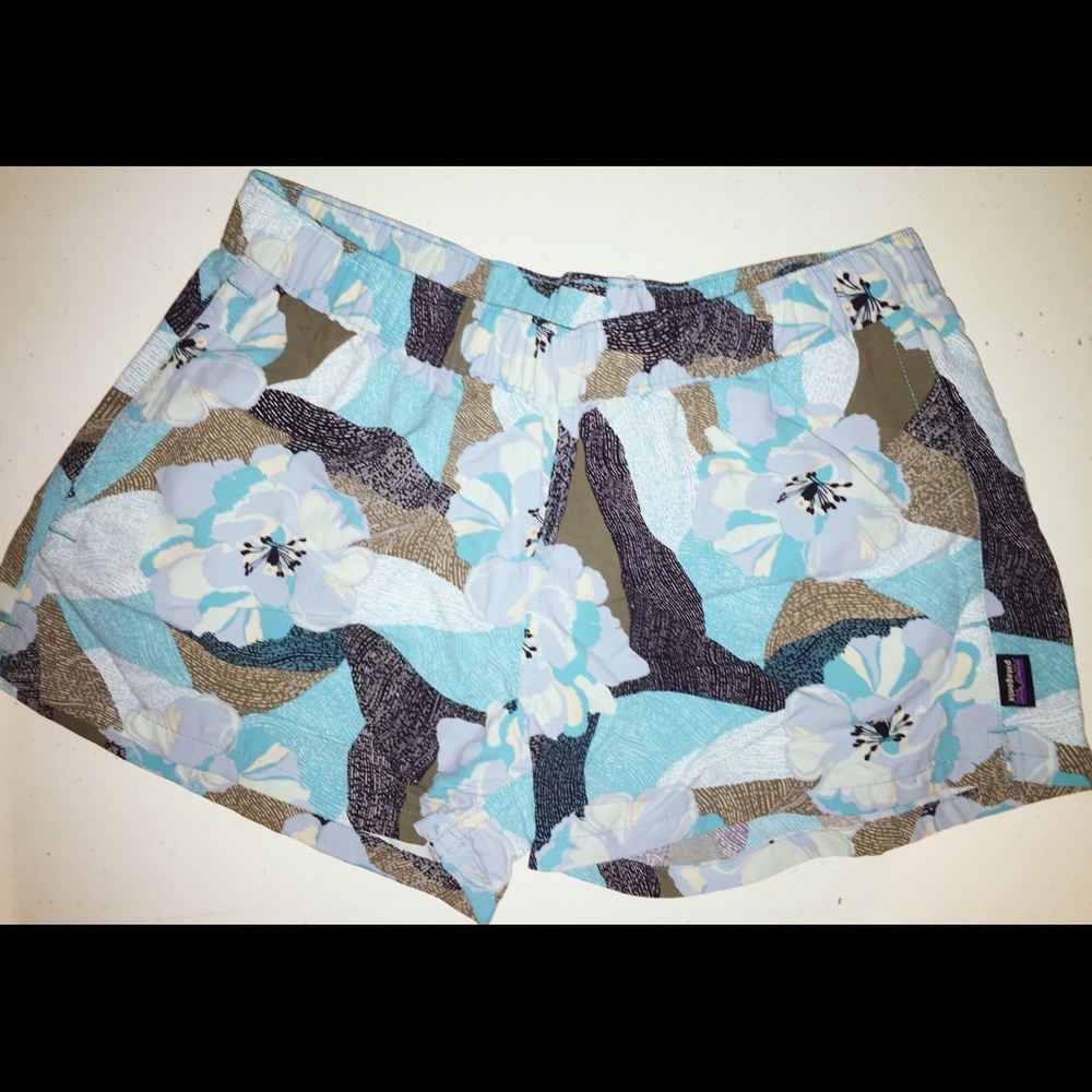 Patagonia Shorts - Discontinued, Hibiscus Field